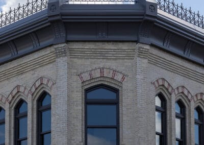 Fortune Building - Exterior cornice 4